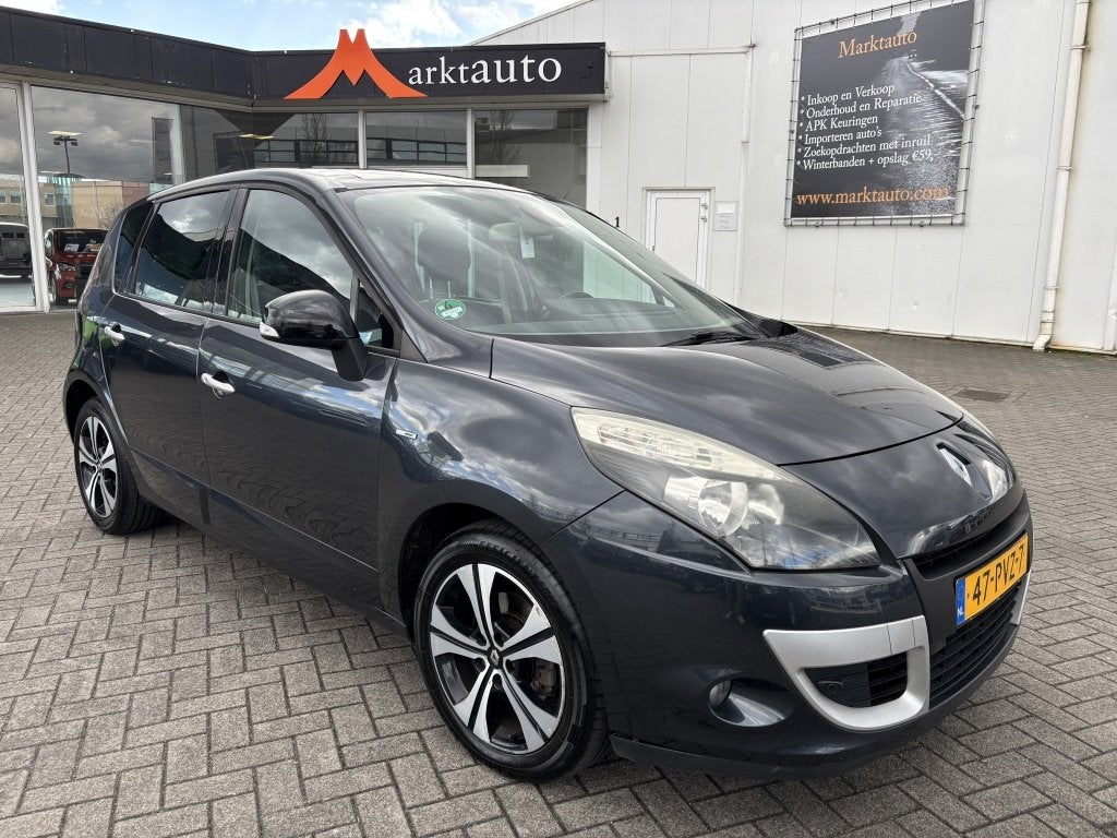 Renault Scénic 1.4 TCe Bose Panorama Camera Navi PDC Cruise, Auto's, Renault, Voorwielaandrijving, Euro 5, Gebruikt, 4 cilinders