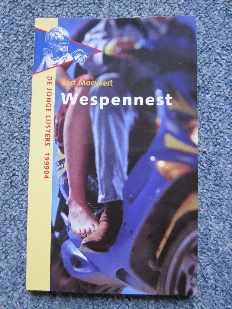 Boek Wespennest, Bart Moeyaert, Ophalen of Verzenden, Zo goed als nieuw