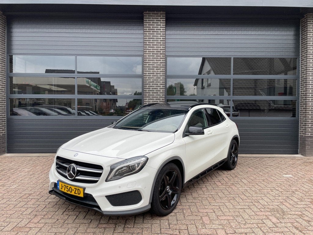 Mercedes-benz GLA-KLASSE 250 4MATIC AMG EDITION 1 Panoramada, Auto's, Automaat, 15 km/l, Euro 6, 4 cilinders