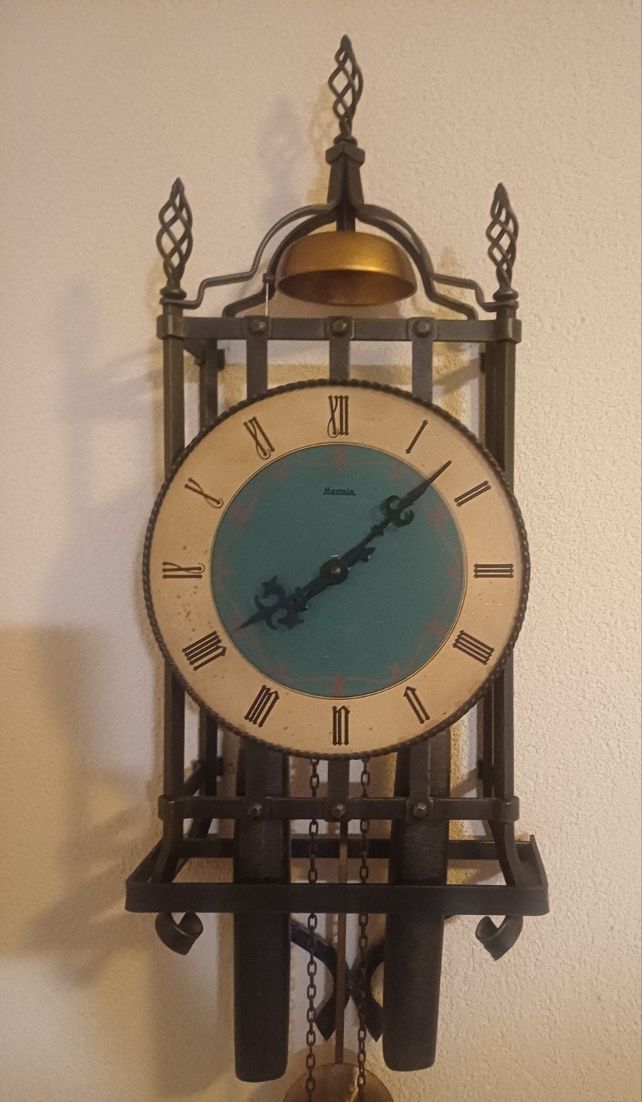 Antieke Hermle wandklok - Smeedijzeren torenklok, Antiek en Kunst, Antiek | Klokken, Ophalen