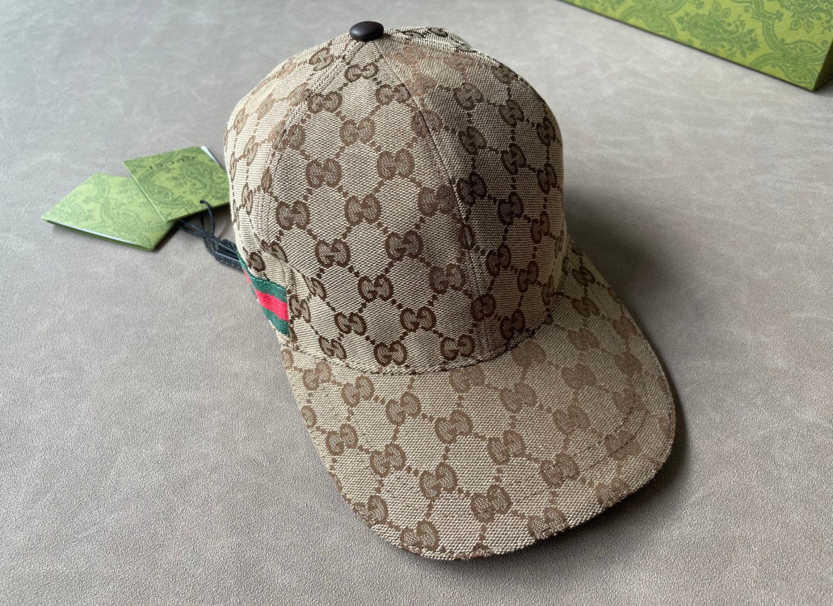 Gucci hat og beige, Ophalen of Verzenden, Zo goed als nieuw