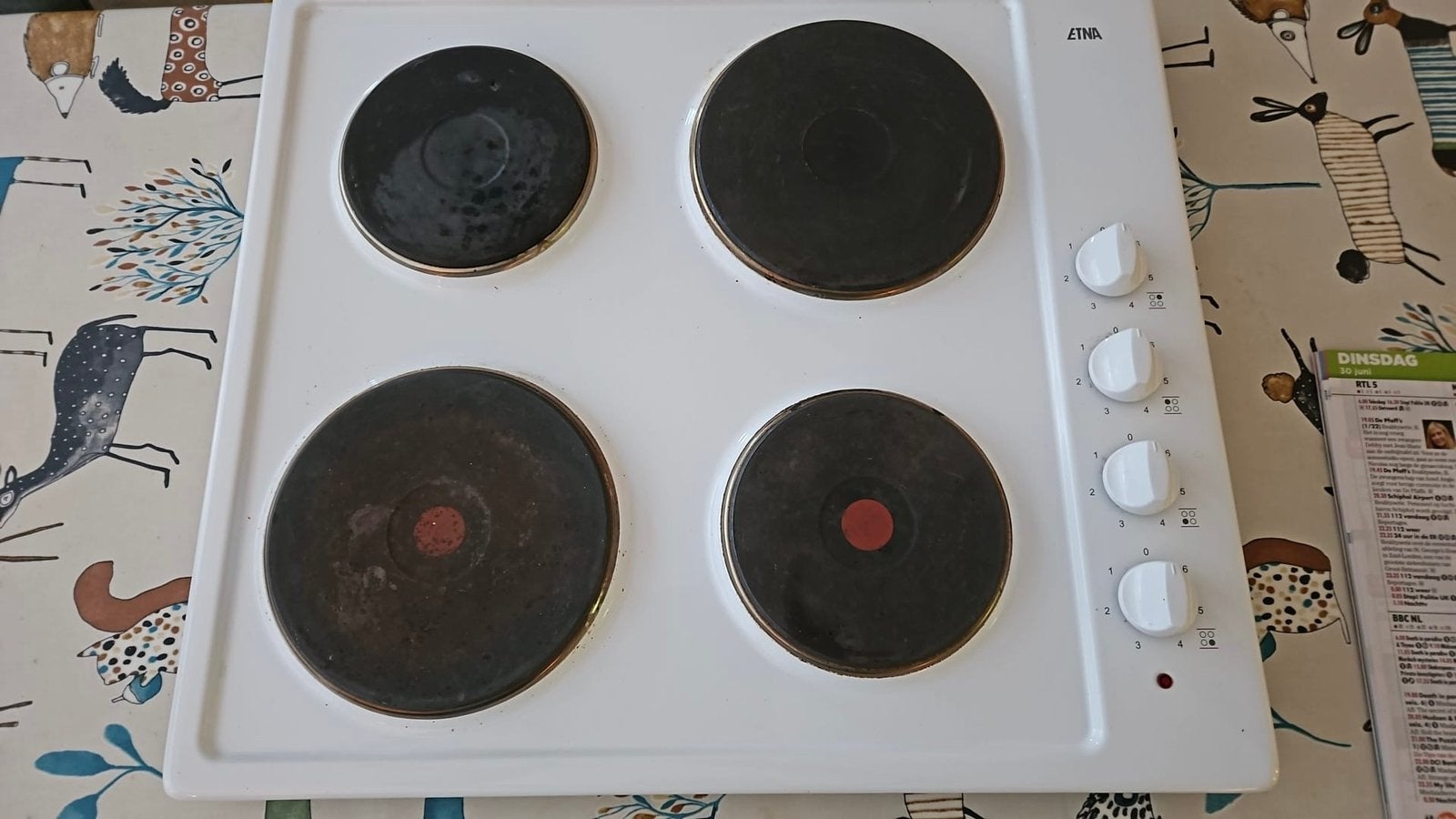 Elektrische kookplaat Etna, Witgoed en Apparatuur, Kookplaten, Ophalen, 4 kookzones, Zo goed als nieuw, Vrijstaand