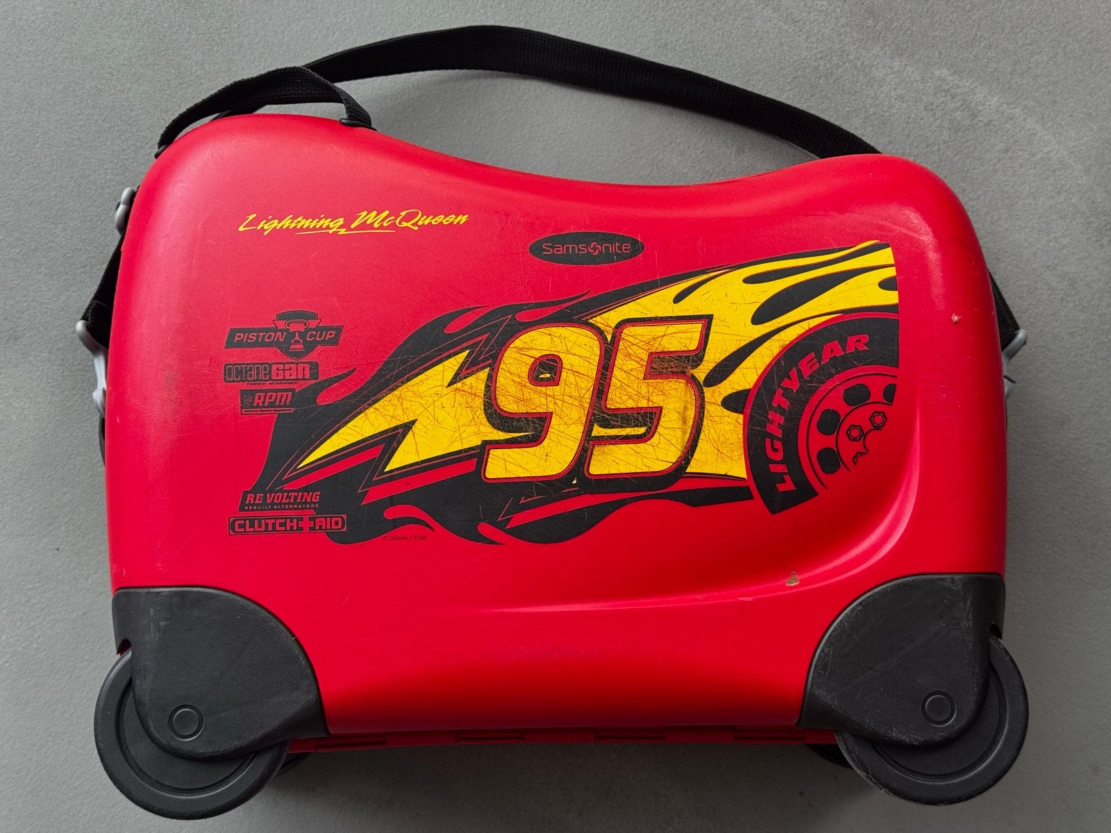 Samsonite Disney Cars Lightning McQueen Kinderkoffer, Sieraden, Tassen en Uiterlijk, Gebruikt, Hard kunststof, Minder dan 50 cm
