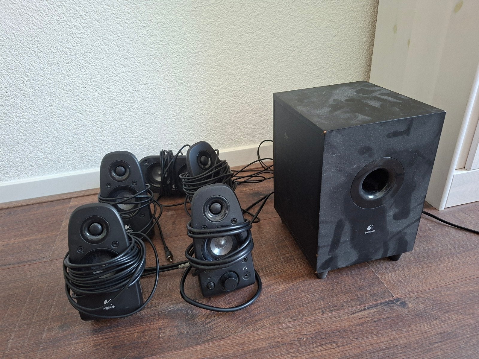 Logitech 5.1 Luidsprekerset met Subwoofer, Ophalen, Gebruikt, Audiokanaal 5.1, Logitech