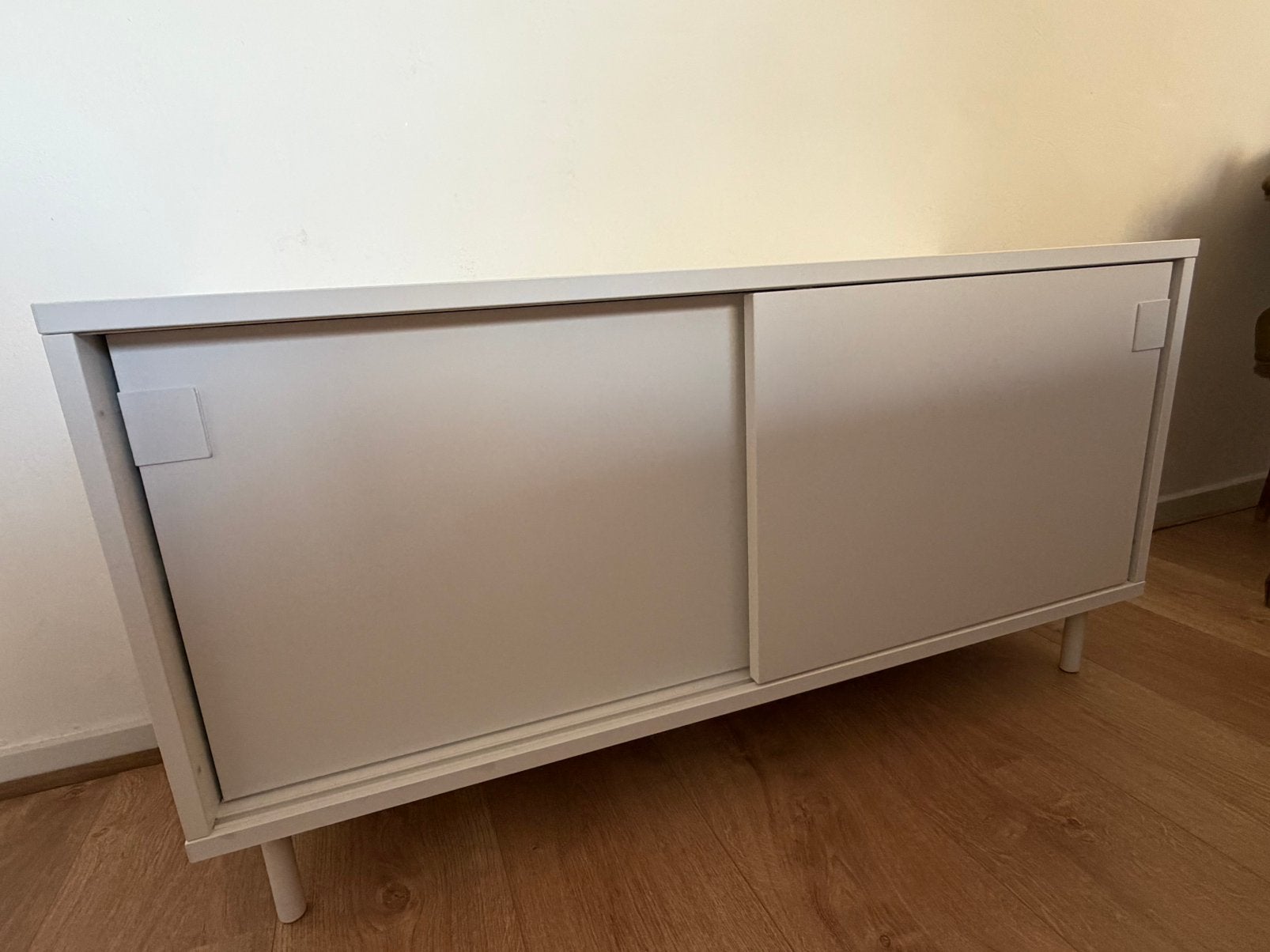 Schoenenkast / bankje / tv meubel Ikea Mackapar laag, Ophalen, Zo goed als nieuw