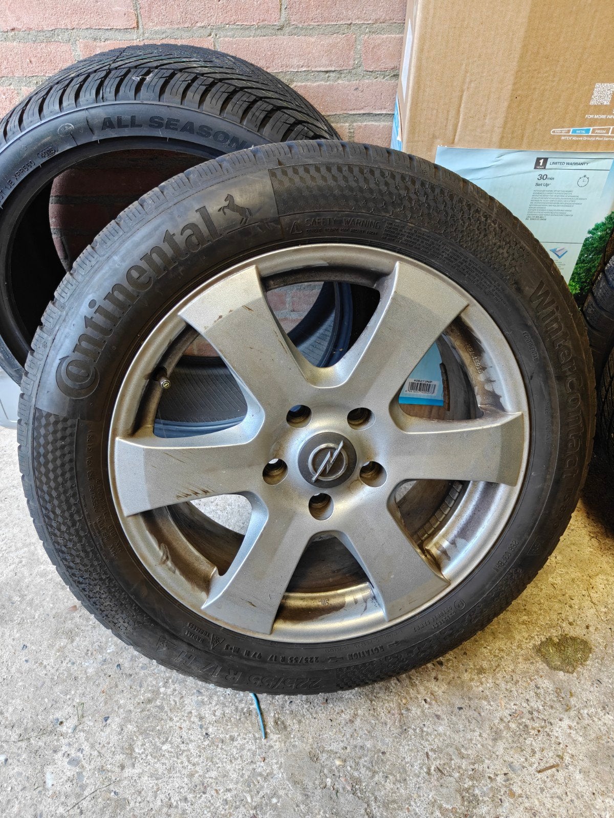 Nieuwe 17 inch winterbanden en lichtmetale velgen, Auto-onderdelen, Ophalen, Banden en Velgen, Nieuw, 17 inch