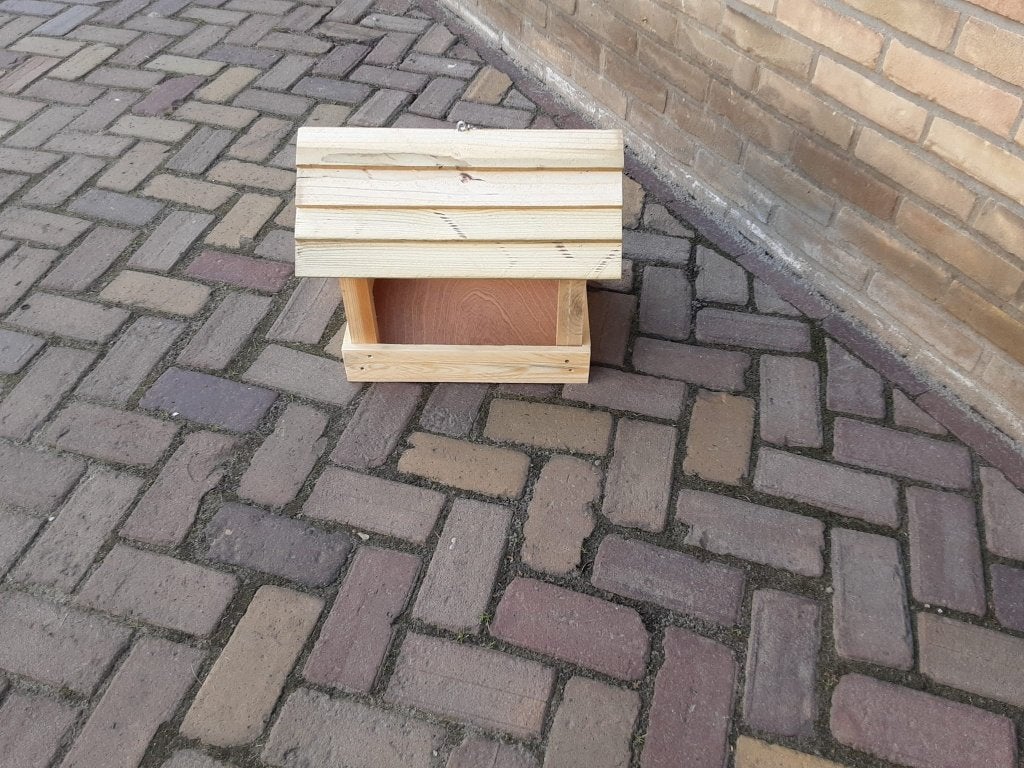 Voederhuisje, Ophalen, Nieuw