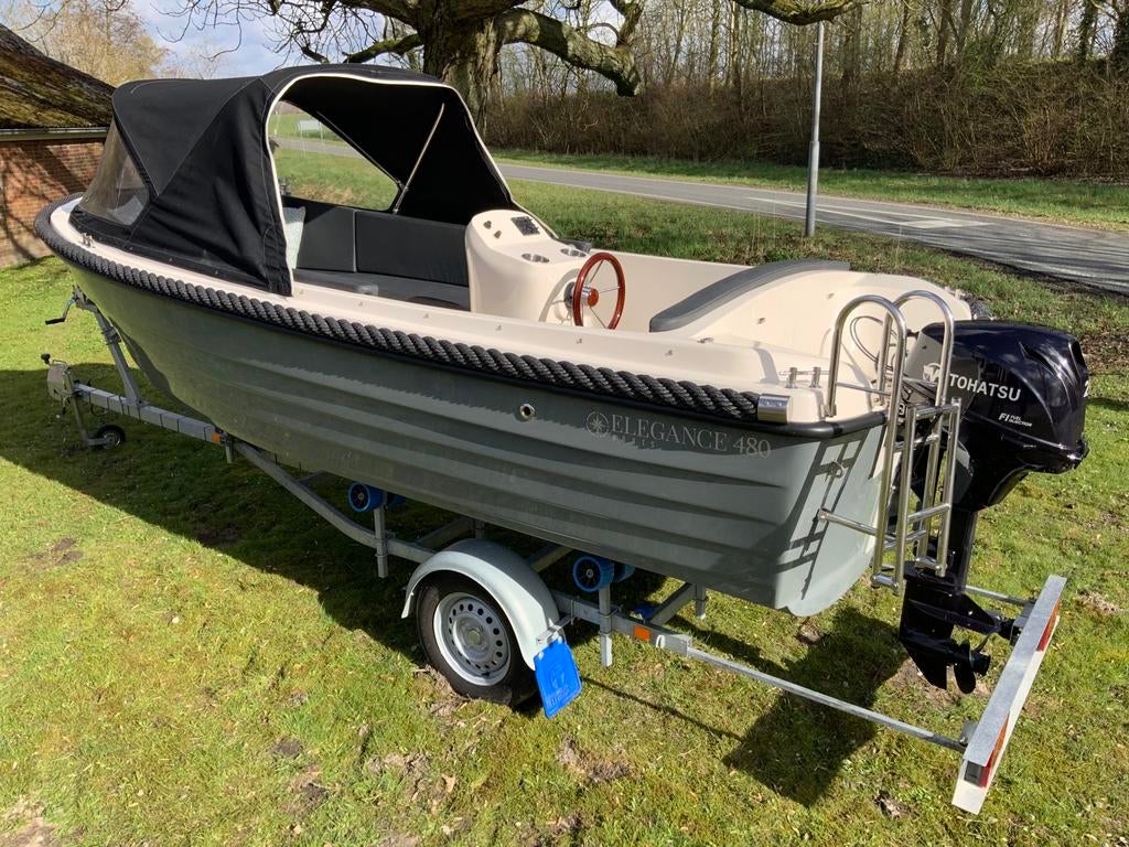 Sloep: Elegance Boats 480 | Tohatsu 20 pk 4-takt FI |, Watersport en Boten, Sloepen, Ophalen, 10 tot 30 pk, Zo goed als nieuw