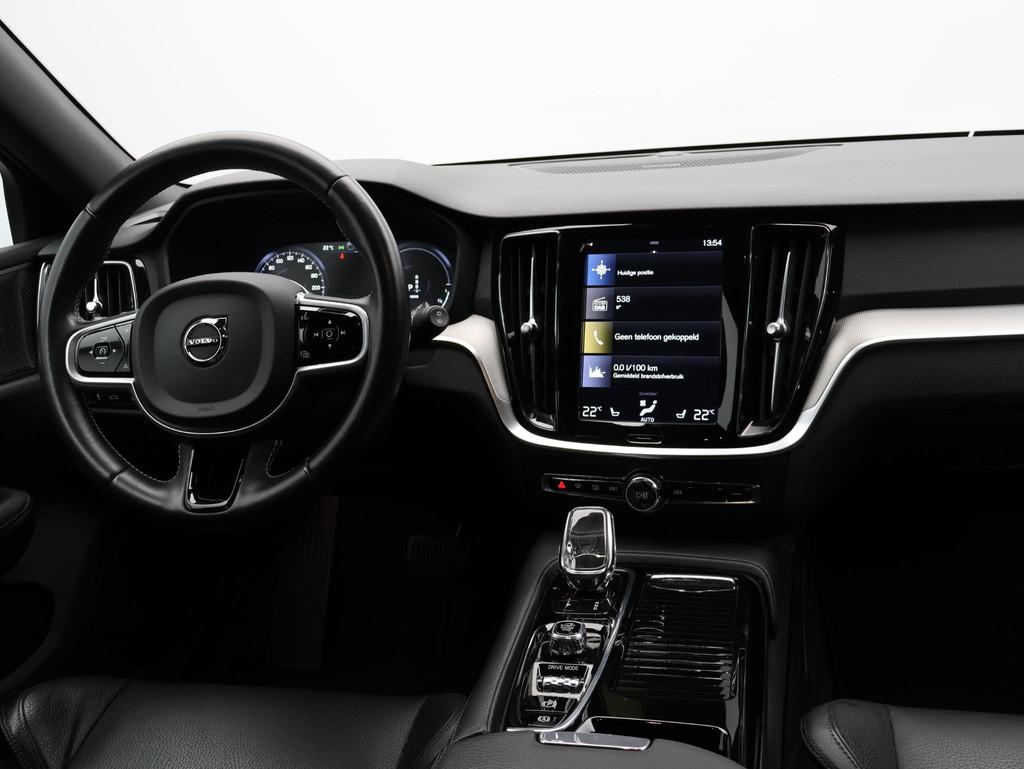 Volvo V60 T6 AWD Twin Engine Inscription / Trekhaak / Harman, Gebruikt, Euro 6, 4 cilinders, 340 pk