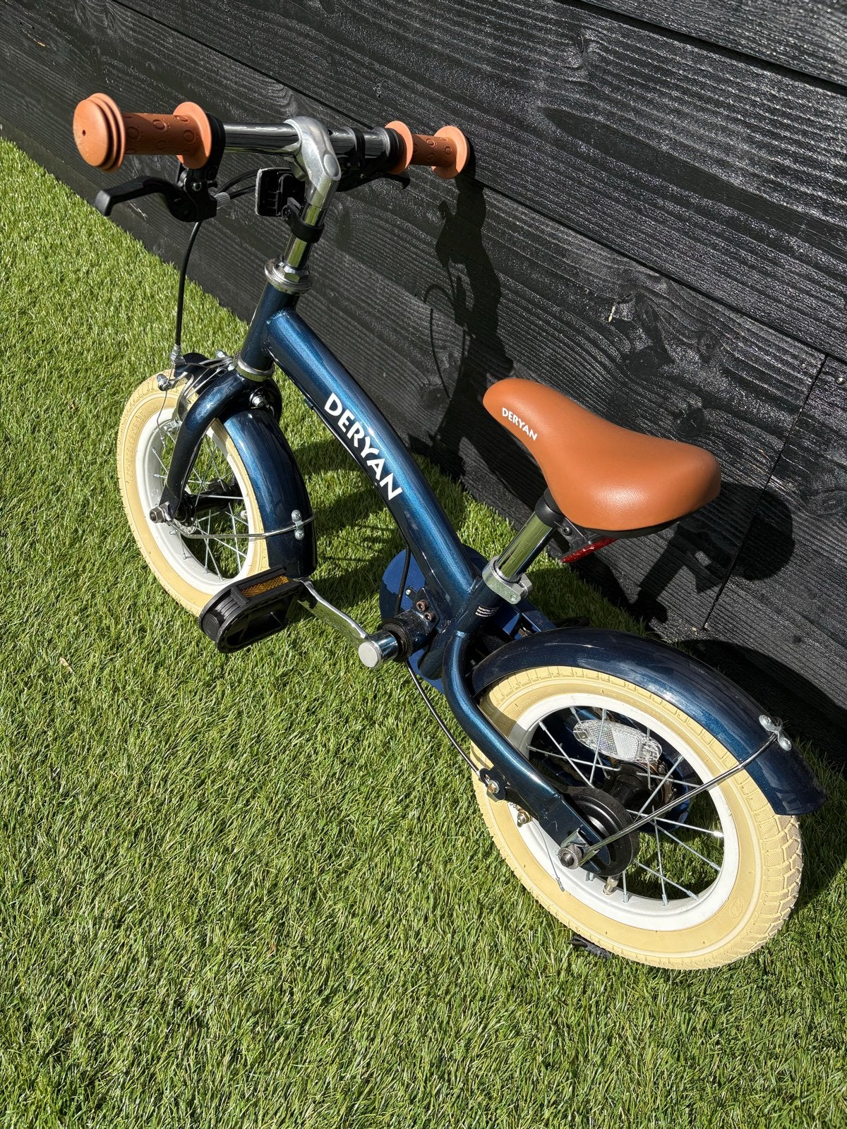 Deryan Kinderfiets - Blauw, 12 inch - Zo goed als nieuw, Ophalen, Zo goed als nieuw, Velgrem, Minder dan 16 inch