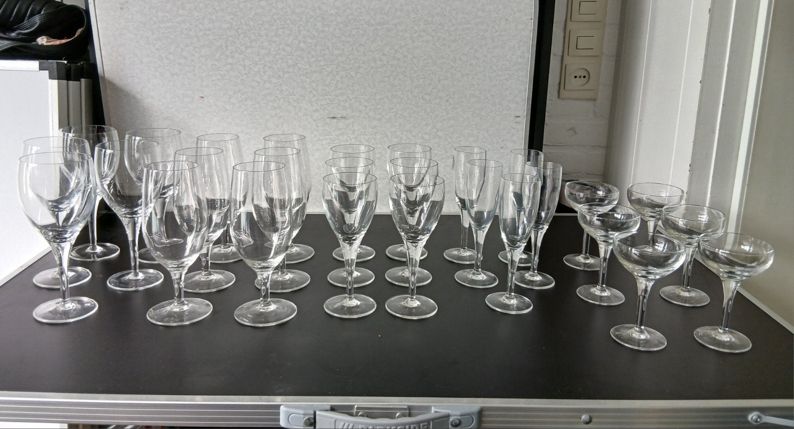 Glas servies, Huis en Inrichting, Ophalen, Glas, Overige stijlen, Glas of Glazen
