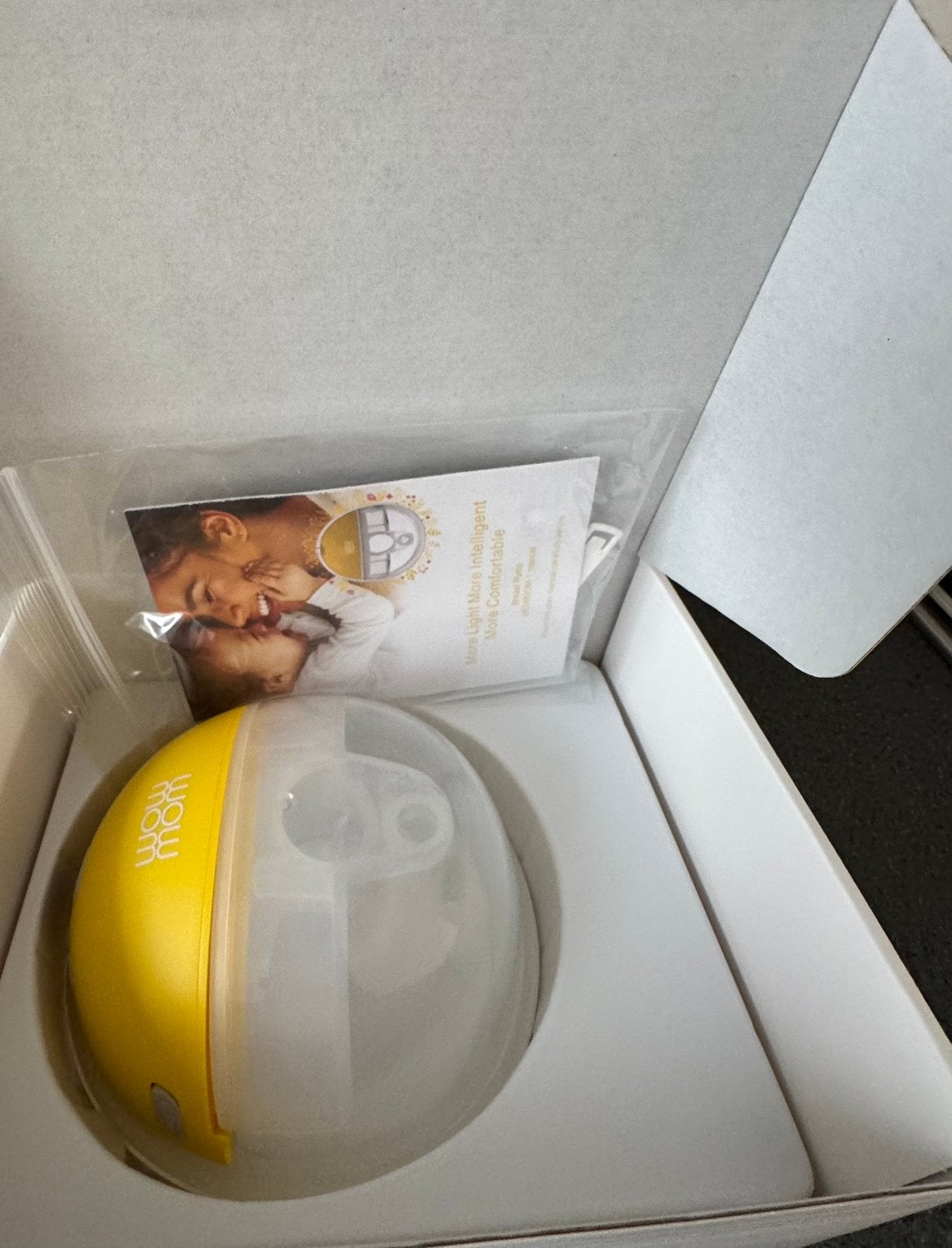 Elektrische handsfree borstkolf Wowmom, Ophalen of Verzenden, Zo goed als nieuw, Borstkolf