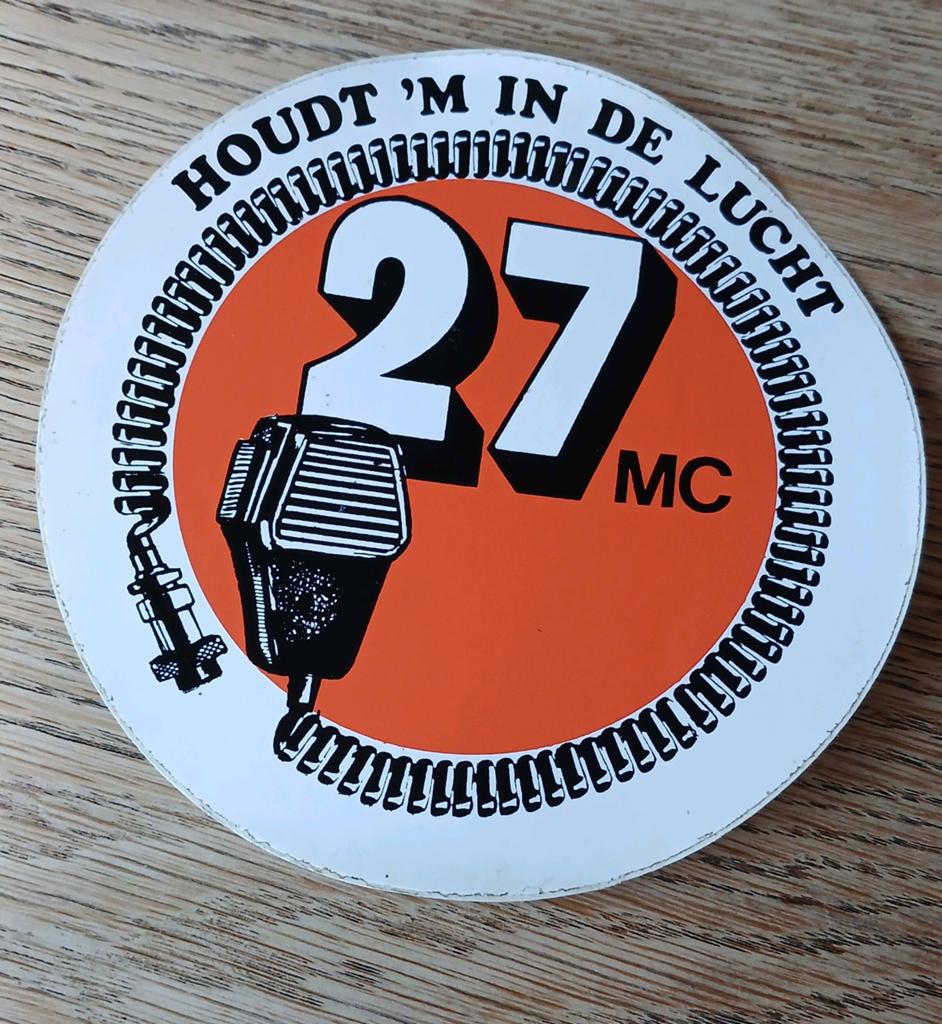 Sticker 27MC Houdt 'm in de Lucht 15cm, Ophalen of Verzenden, Zo goed als nieuw