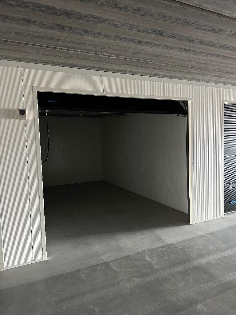 Garagebox 21m2 in Berkel en Rodenrijs - TE KOOP, Auto diversen, Autostallingen en Garages