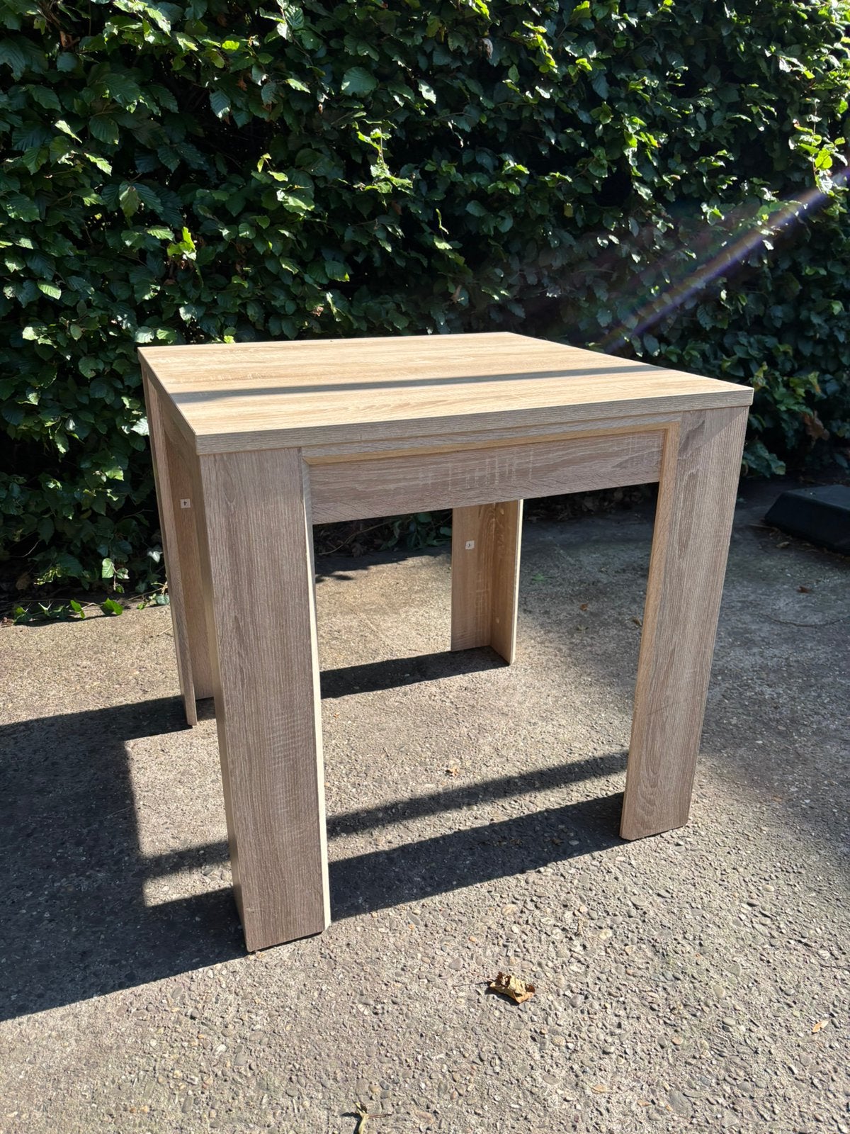Jysk tafel Hallund, Ophalen, Zo goed als nieuw