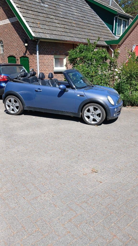 Mini 1.6 16V Cooper Cabrio 2005 Blauw, Auto's, Voorwielaandrijving, 4 cilinders, Cabriolet, Bruin