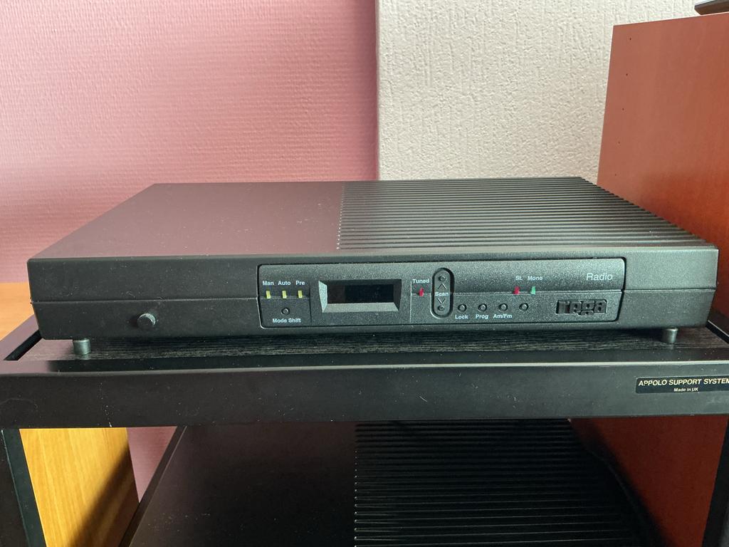 Rega Radio One Tuner - Hoogwaardige FM/AM Radio, Ophalen of Verzenden, Gebruikt, Radio