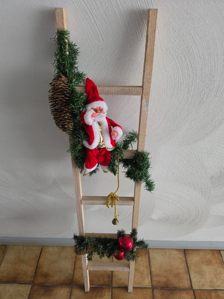 decoratieve kerstladder met een klimmende kerstman, Diversen, Kerst, Ophalen, Zo goed als nieuw
