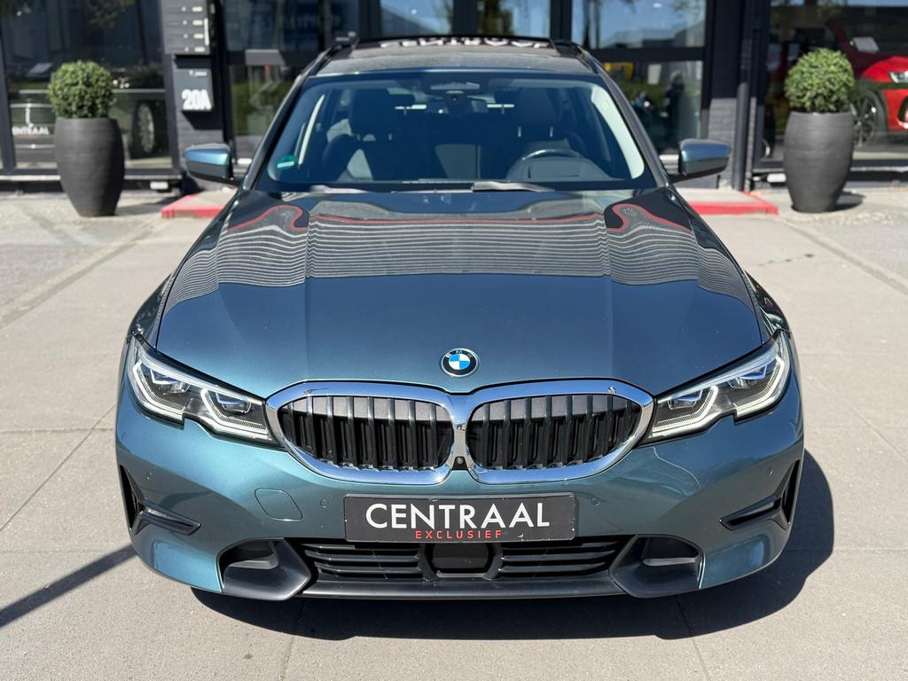 BMW 3-serie Touring 330i High Exe Pano|Leder|Harman&Kardon|M, Auto's, Automaat, 1998 cc, Gebruikt, 4 cilinders