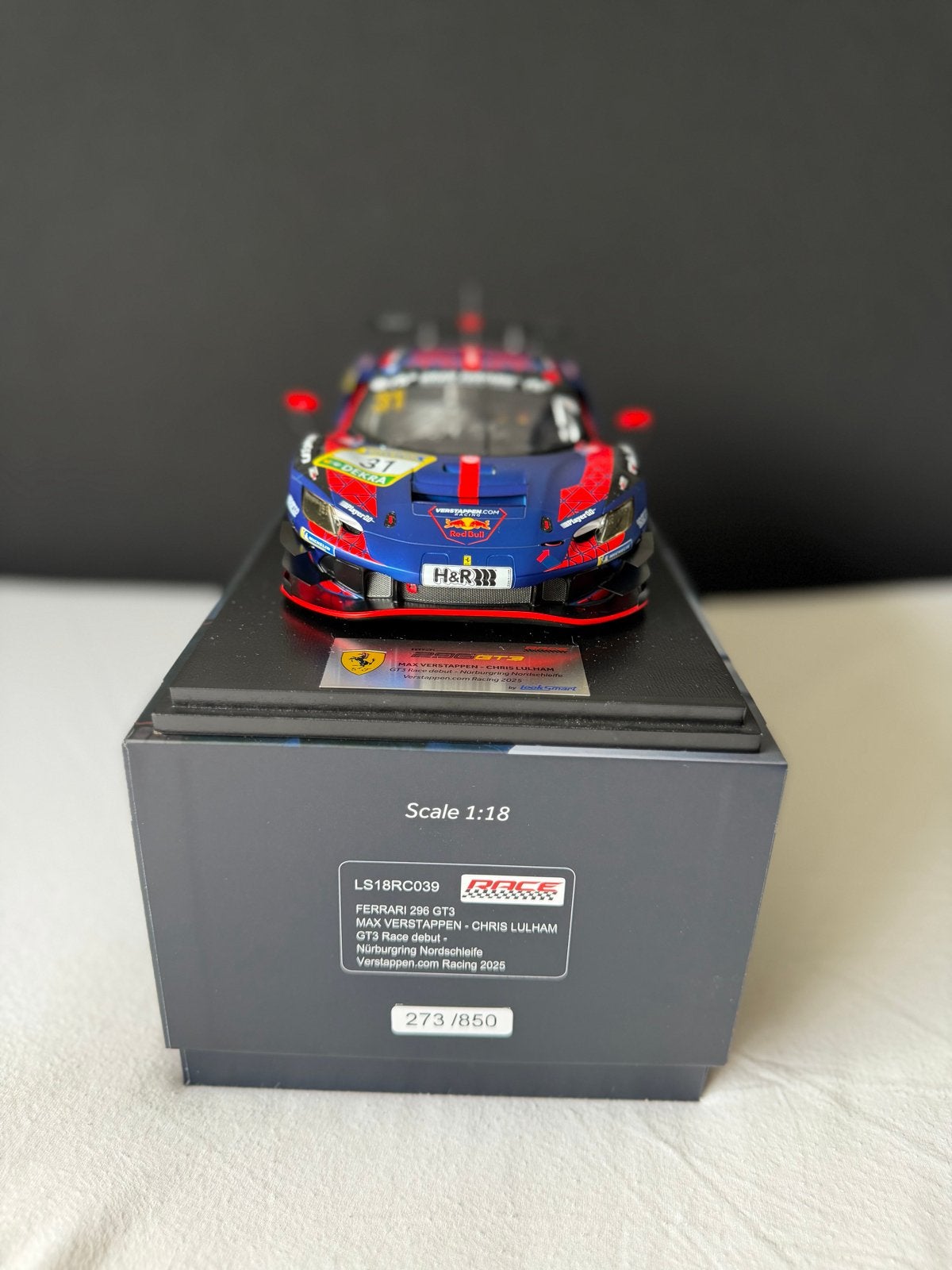 Max Verstappen GT3 Nürburgring schaalmodel 1:18 - Nr. 273/85, Hobby en Vrije tijd, Verzenden, Nieuw, Auto, Overige merken