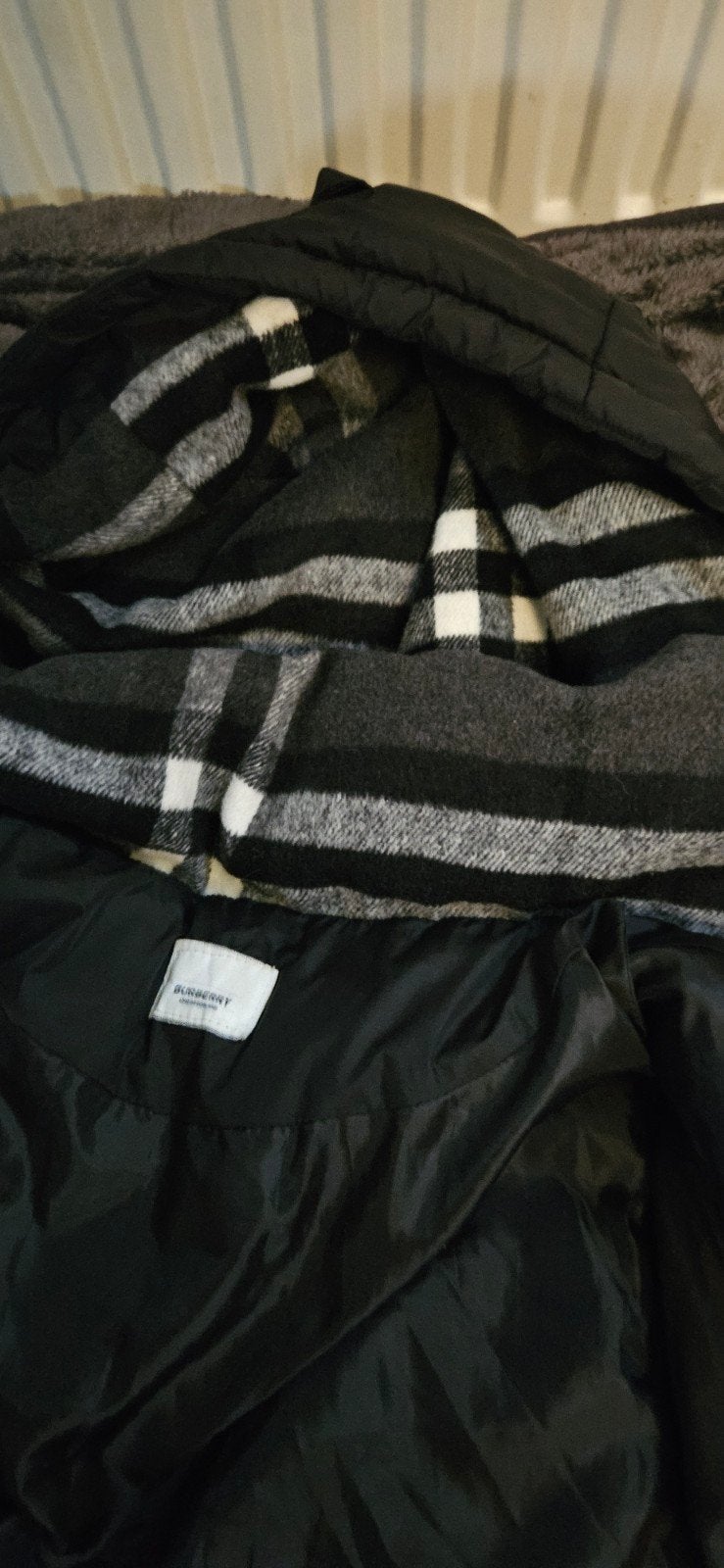Foto 5 van Burberry London England Pufferjack met afneembare mouwen