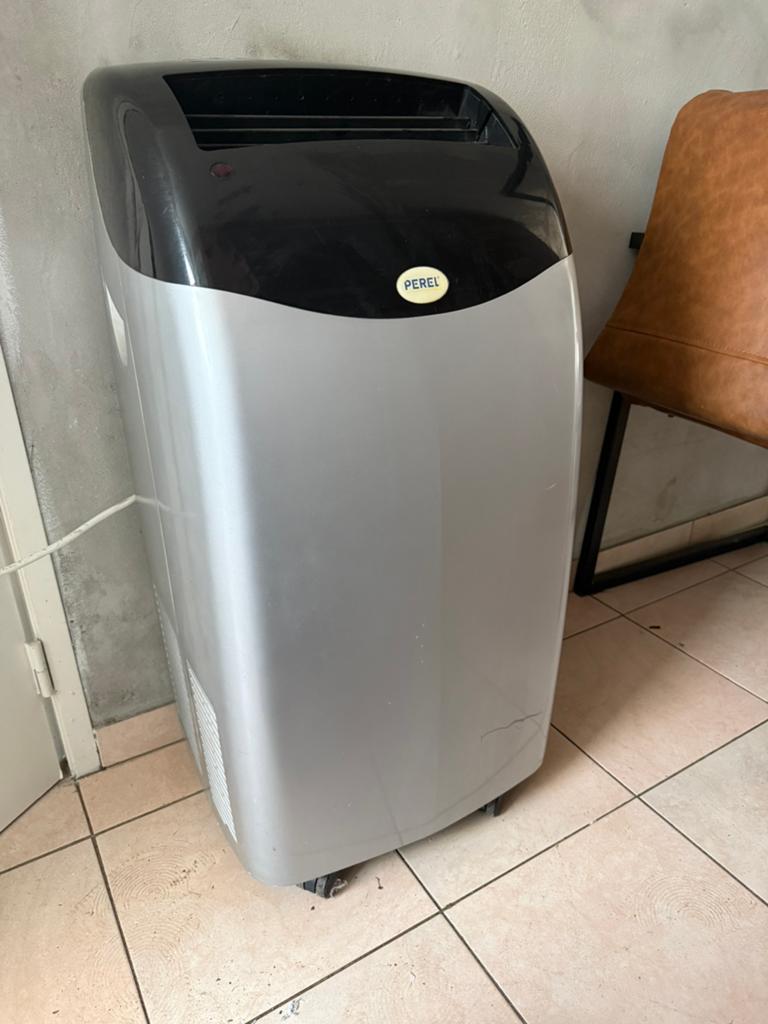 Perel mobiele airco EAC-12 (12.000 BTU), Witgoed en Apparatuur, 3 snelheden of meer, Ophalen of Verzenden, Zo goed als nieuw, Afstandsbediening
