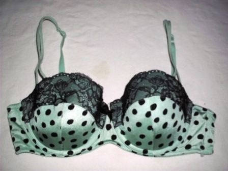 BH 85B Hunkemöller beugelmodel groen met kant + zwarte stip, Hunkemöller, Ophalen of Verzenden, Groen, BH