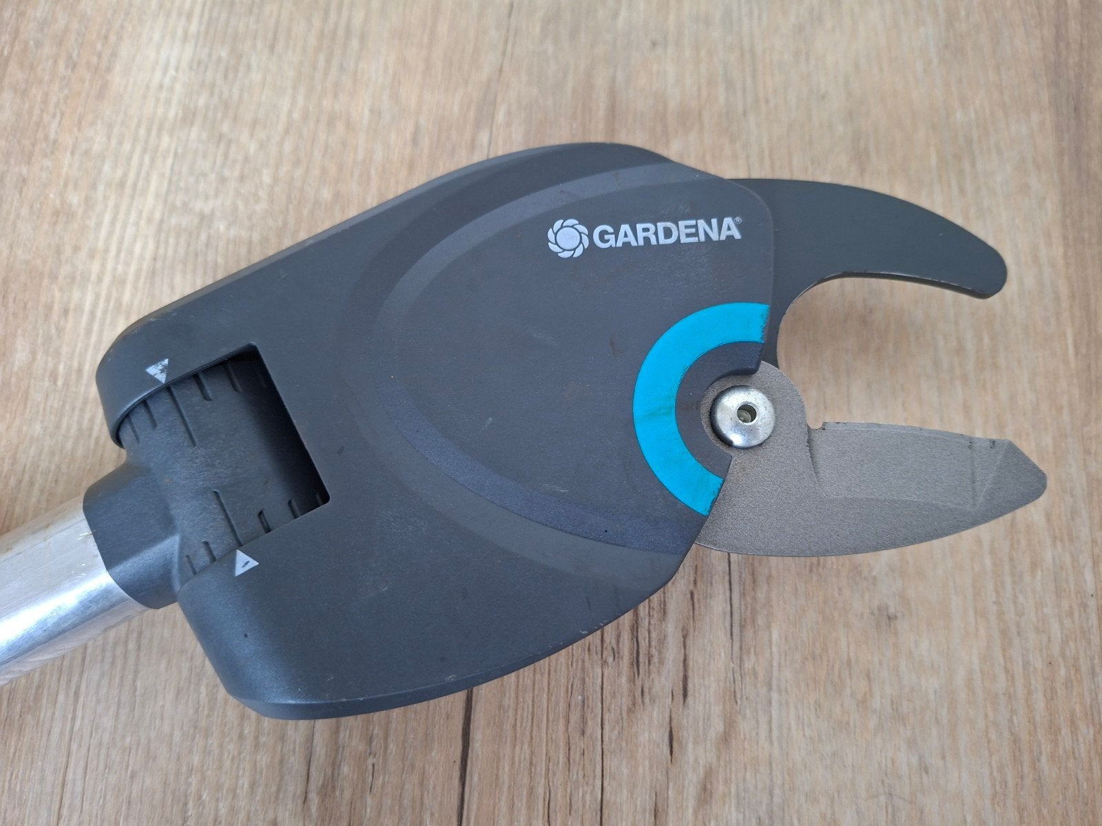 telescopische snoeischaar + snoeizaag, Ophalen, Zo goed als nieuw, 30 t/m 39 mm