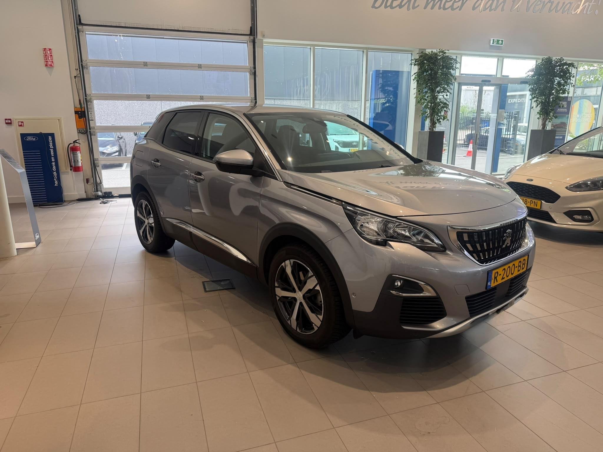 Peugeot 3008 1.6 PureTech GT Line CAMERA | CRUISE CONTROL |, Auto's, 12 maanden, Gebruikt, Euro 6, 4 cilinders
