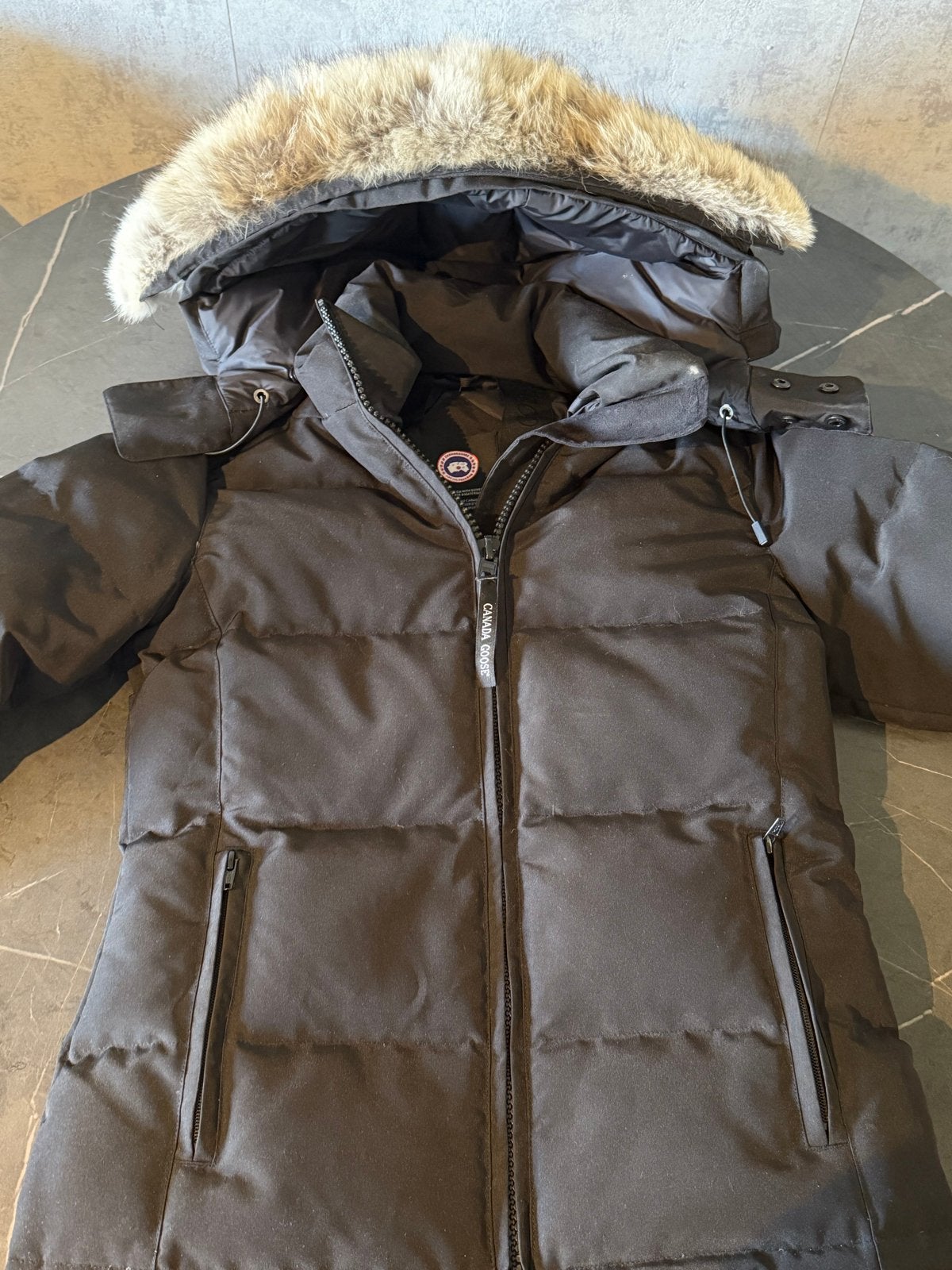Canada Goose jas maat M (valt als S), Ophalen of Verzenden, Zo goed als nieuw, Maat 36 (S), Zwart
