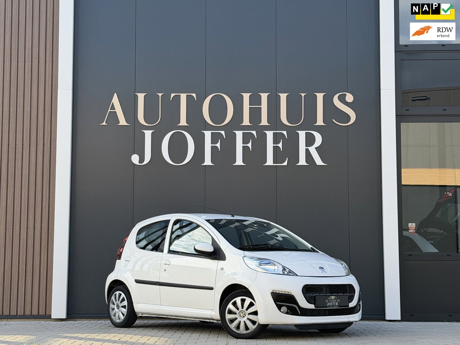 Peugeot 107 1.0 Active Premium | Inruilkoopje! | Airco | APK, Voorwielaandrijving, Euro 5, Stof, Gebruikt