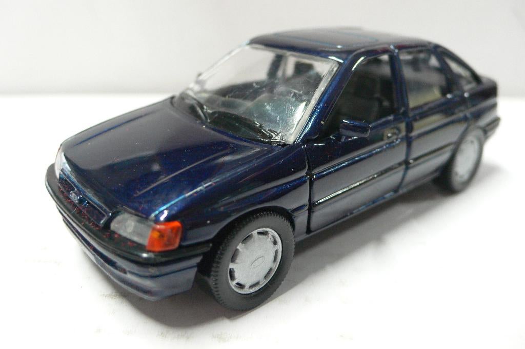 ford escort - schabak  1/43, Hobby en Vrije tijd, Modelauto's | 1:43, Verzenden, Nieuw, Auto, Overige merken