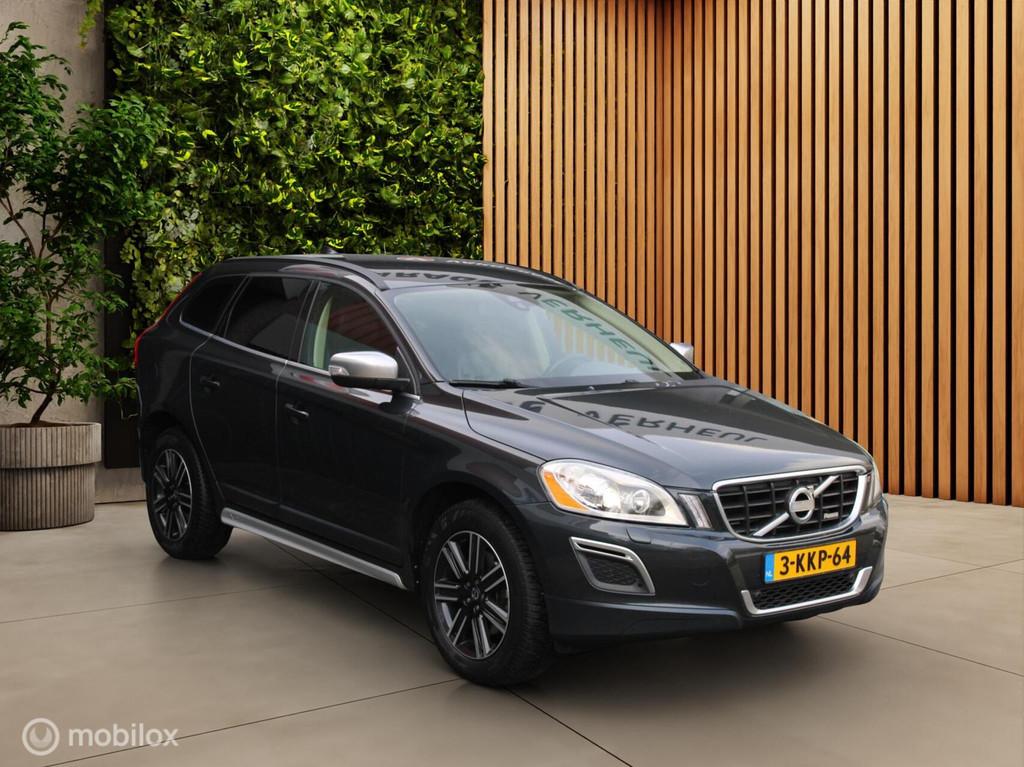 Volvo XC60 2.0 T5 R-Design|Automaat|Boekjes|Nap, Auto's, Volvo, Euro 5, 4 cilinders, 1598 kg, Bedrijf