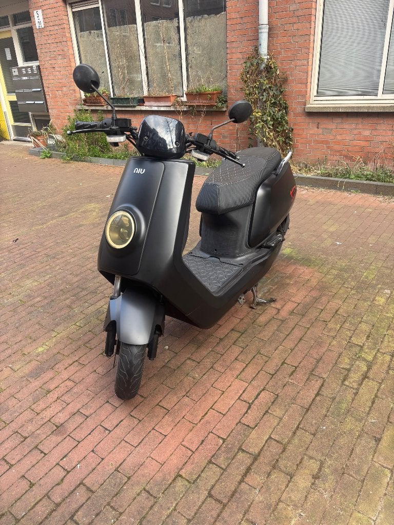 Electrisch Scooter NIU € 850, Ophalen, Elektrisch, Gebruikt, Niu