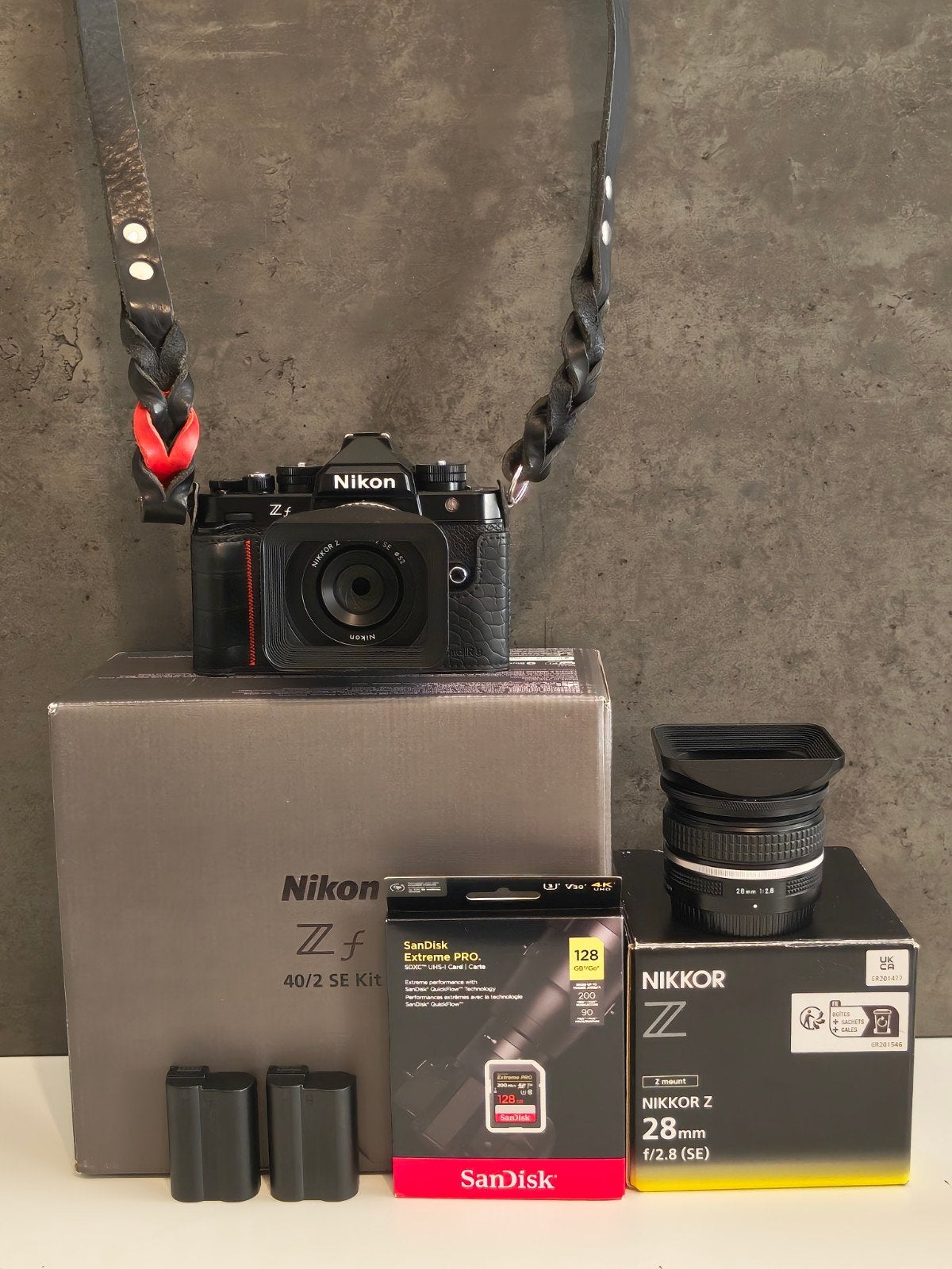 Nikon Zf 40mm F/2.0 Special Edition Kit + 28mm F/2.8, Audio, Tv en Foto, Fotocamera's Digitaal, Zo goed als nieuw, Systeemcamera