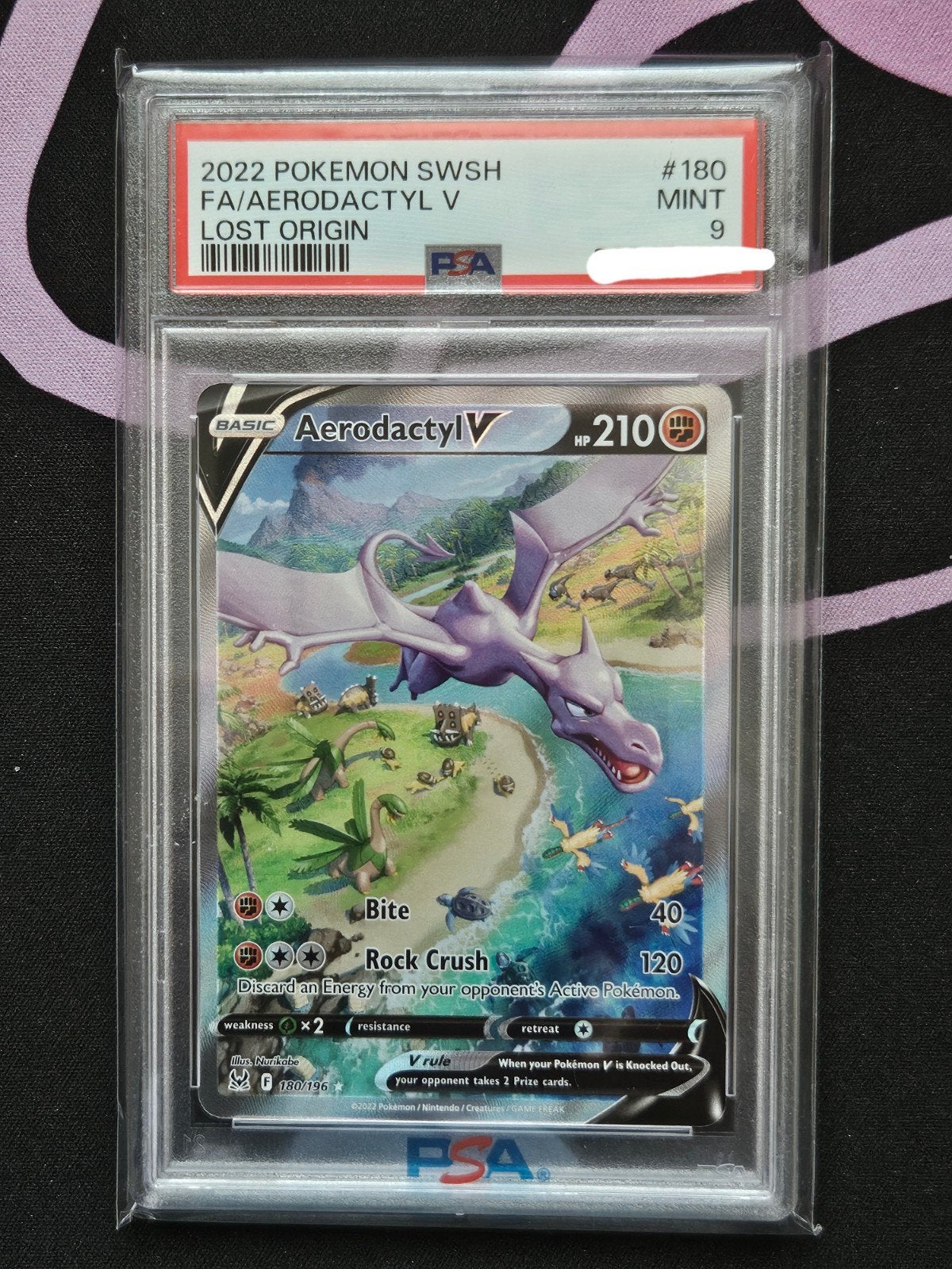 Pokemon Aerodactyl V 180/196 Lost Origin PSA 9 MINT, Ophalen of Verzenden, Zo goed als nieuw, Losse kaart, Foil