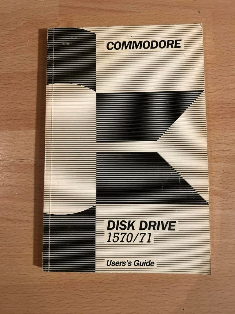 Commodore Disk Drive 1570/1571 – User’s Guide – prima staat, Ophalen of Verzenden