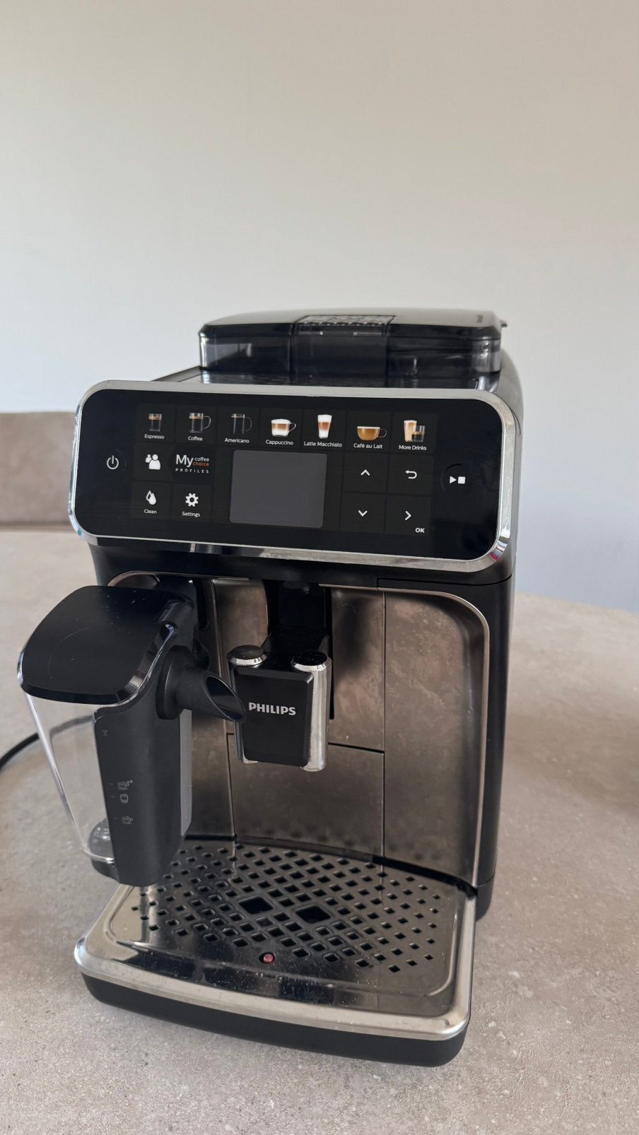 Phillips LatteGo 5400series volautomatische espressomachine, Witgoed en Apparatuur, Ophalen, Zo goed als nieuw, Espresso apparaat
