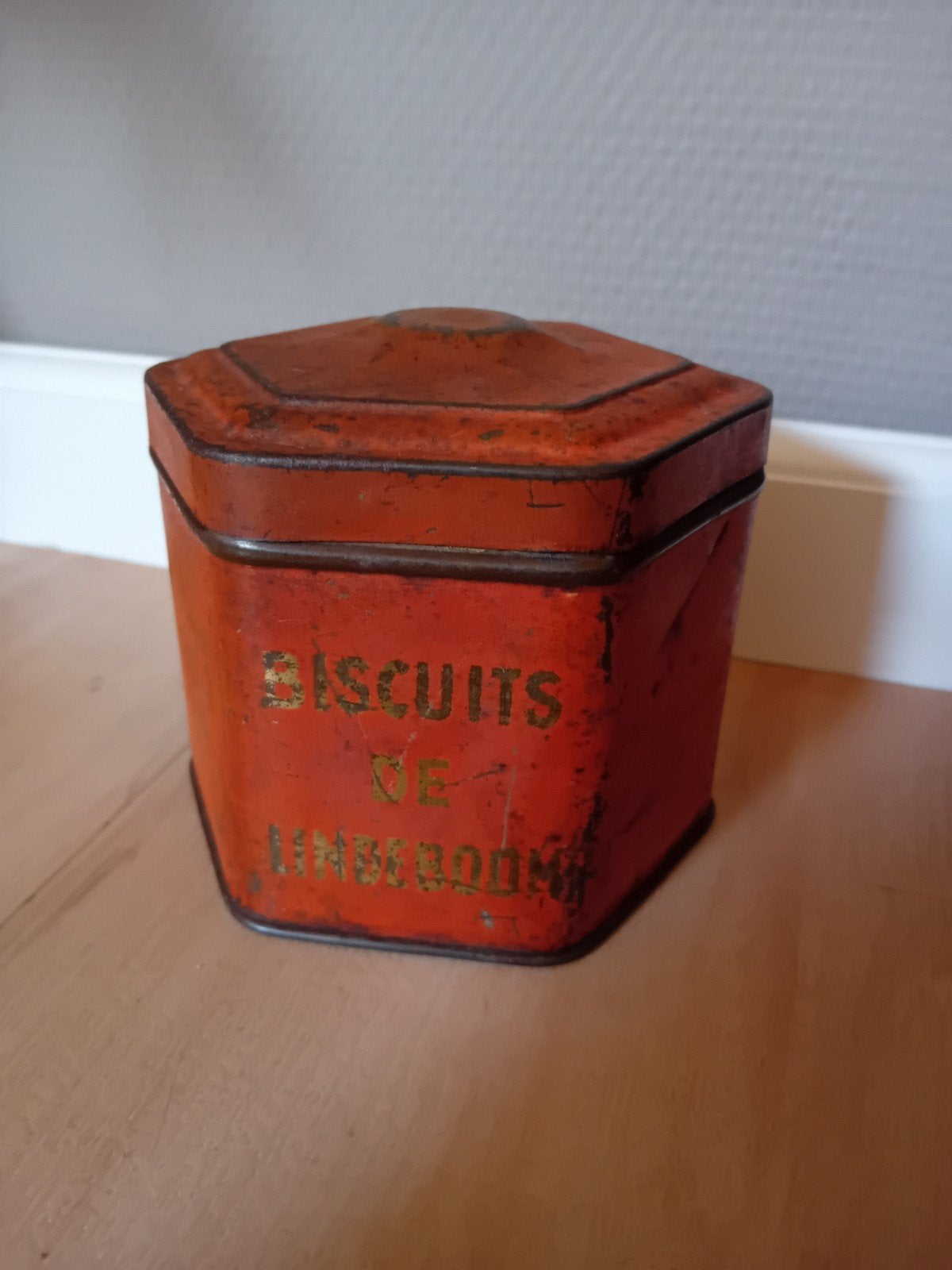 Antiek koekblik "Biscuits de Lindeboom" Amsterdam, Ophalen of Verzenden, Gebruikt, Koek(jes)