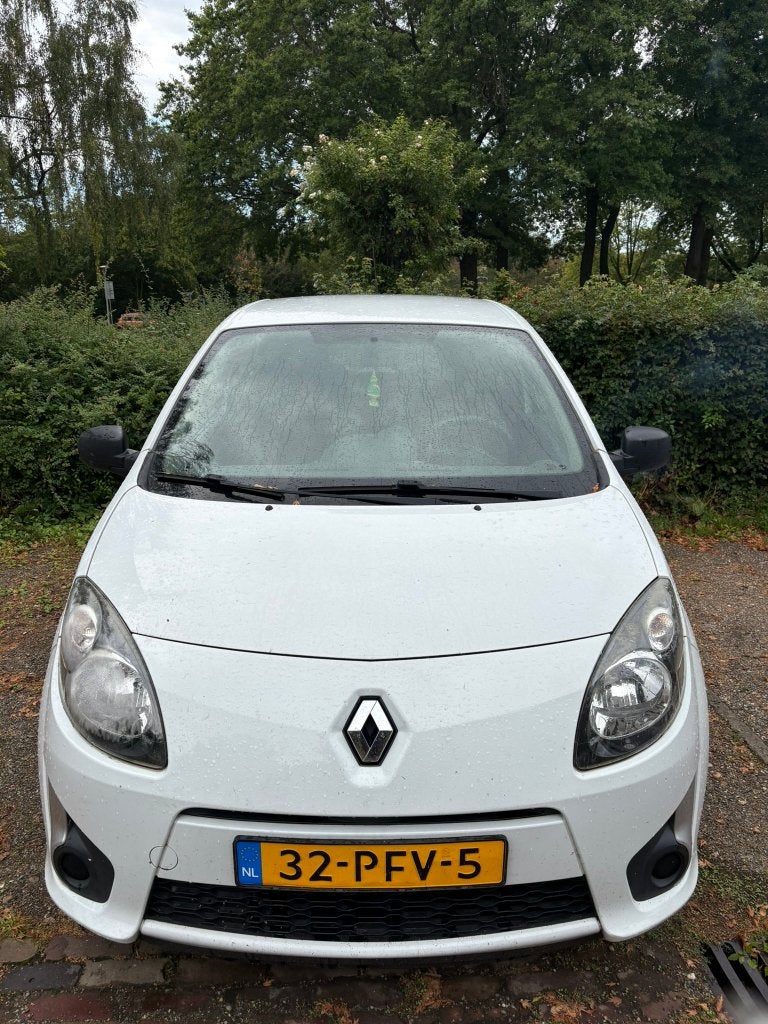 Renault Twingo 1.2 16V 2011 Wit, Auto's, 74 pk, 4 cilinders, 4 stoelen, Wit
