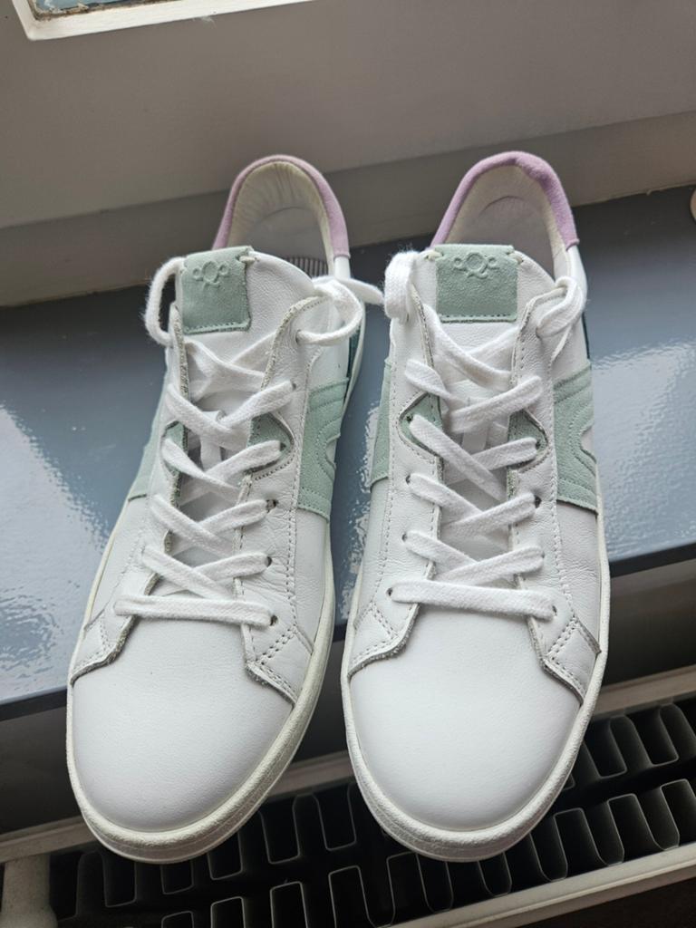 AQA sneakers maat 41 zgan, Kleding | Dames, Schoenen, Wit, AQA, Ophalen of Verzenden, Sneakers of Gympen