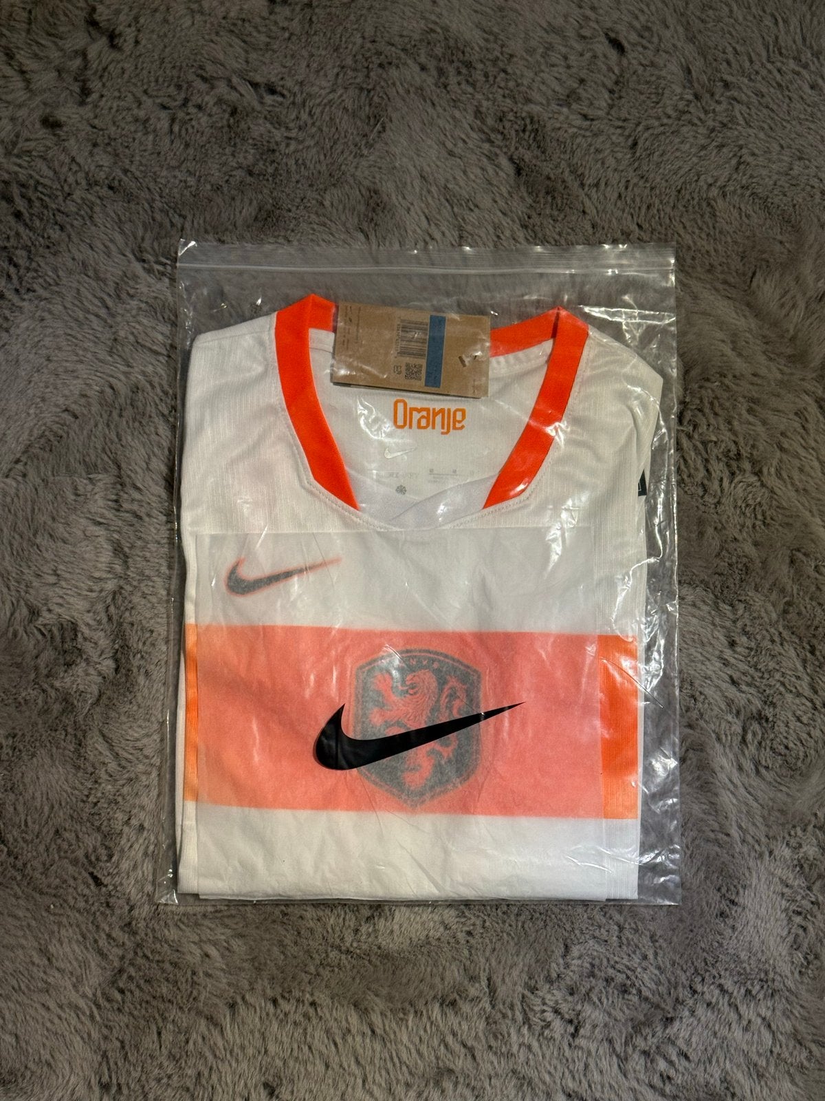Nike Oranje Shirt Maat M - Nieuw met prijskaartje, Maat M, Verzenden, Nieuw, Shirt