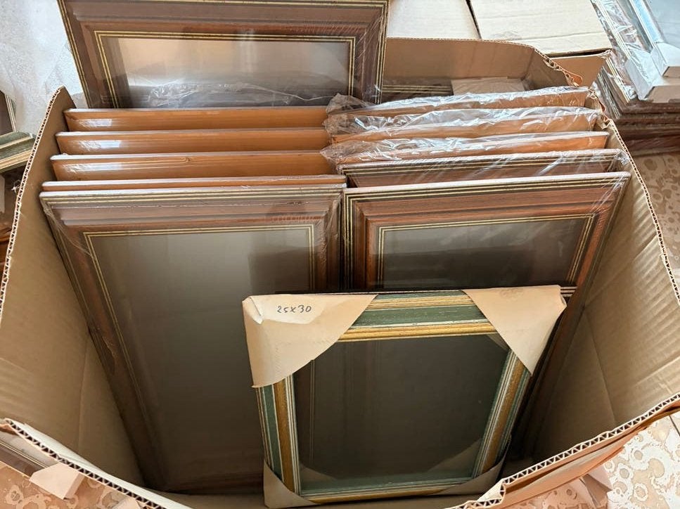 Grote partij nieuwe fotolijsten met glas diverse uitvoeringe, Ophalen, Bruin, Nieuw, Fotolijst