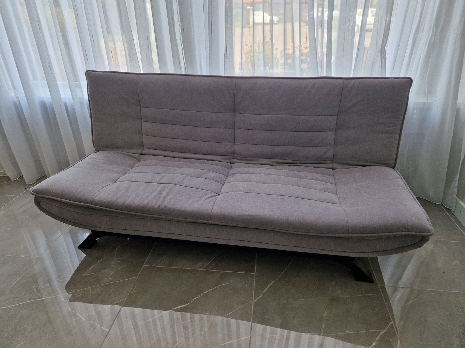 Comfortabele grijze slaapbank - Ideaal voor logees, Huis en Inrichting, Banken | Bankstellen, Ophalen, Modern en functioneel, 150 tot 200 cm