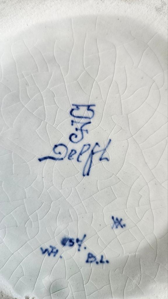 Een prachtige oude pot, Ophalen
