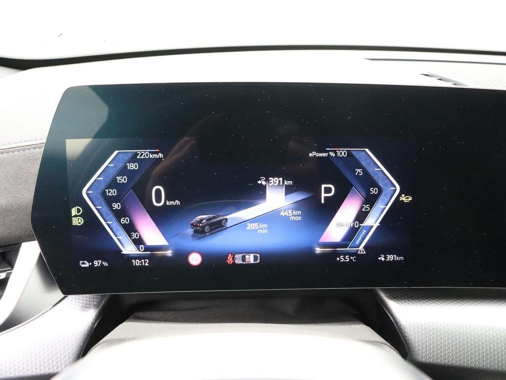 BMW iX2 eDrive20 67 kWh M Sport Edition (bj 2025, automaat), Auto's, BMW, 478 km, IX2, Met garantie (alle), 24 min