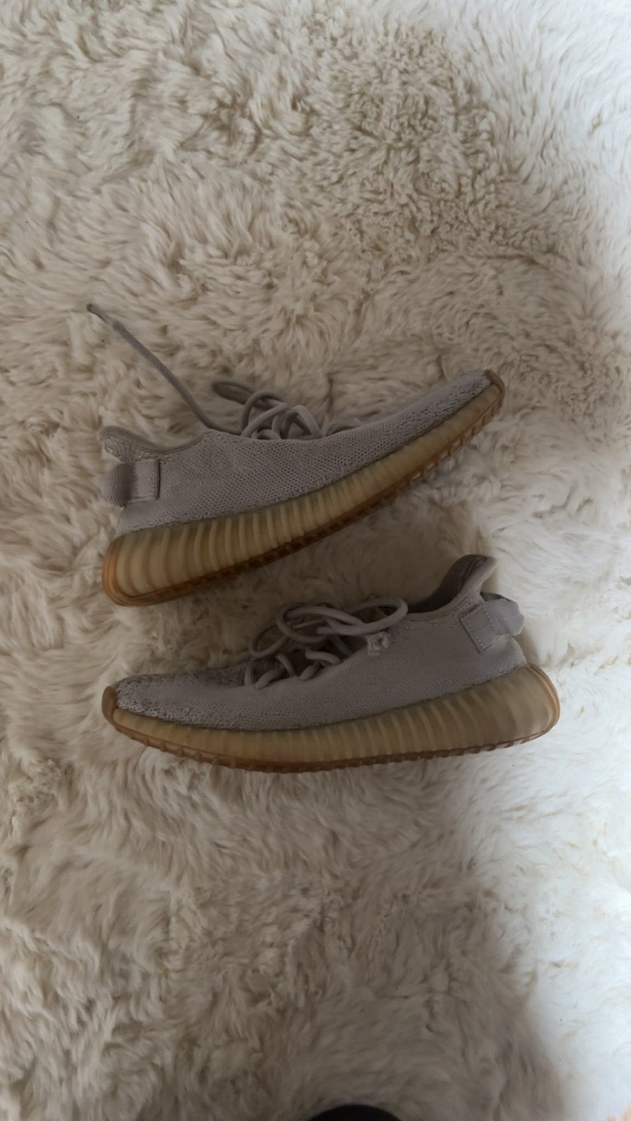 Adidas Yeezys, Kleding | Dames, Ophalen of Verzenden, Zo goed als nieuw, Sneakers of Gympen