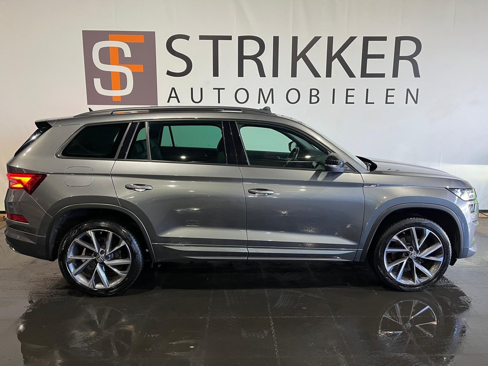 Skoda Kodiaq 1.5 TSI Sportline Business, Auto's, 4 cilinders, 150 pk, Origineel Nederlands, Bedrijf