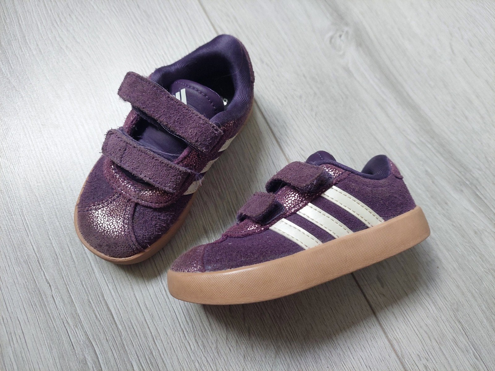 Paarse adidas sneakers maat 22 meisje schoenen klittenband, Adidas, Schoentjes, Meisje, Ophalen of Verzenden