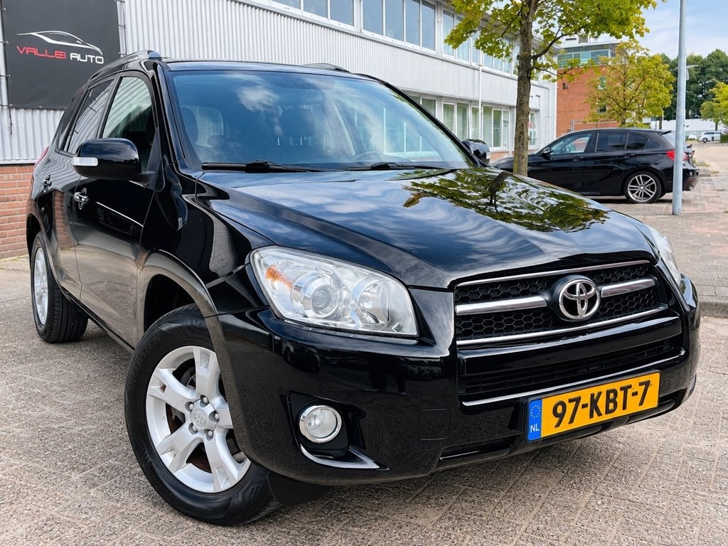 Toyota RAV4 2.0 VVTi Dynamic carplay camera clima apk nieuw!, Voorwielaandrijving, Dealer onderhouden, Gebruikt, 4 cilinders